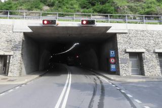 Le tunnel de Platta, Sion